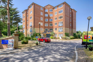 Front External- click for photo gallery